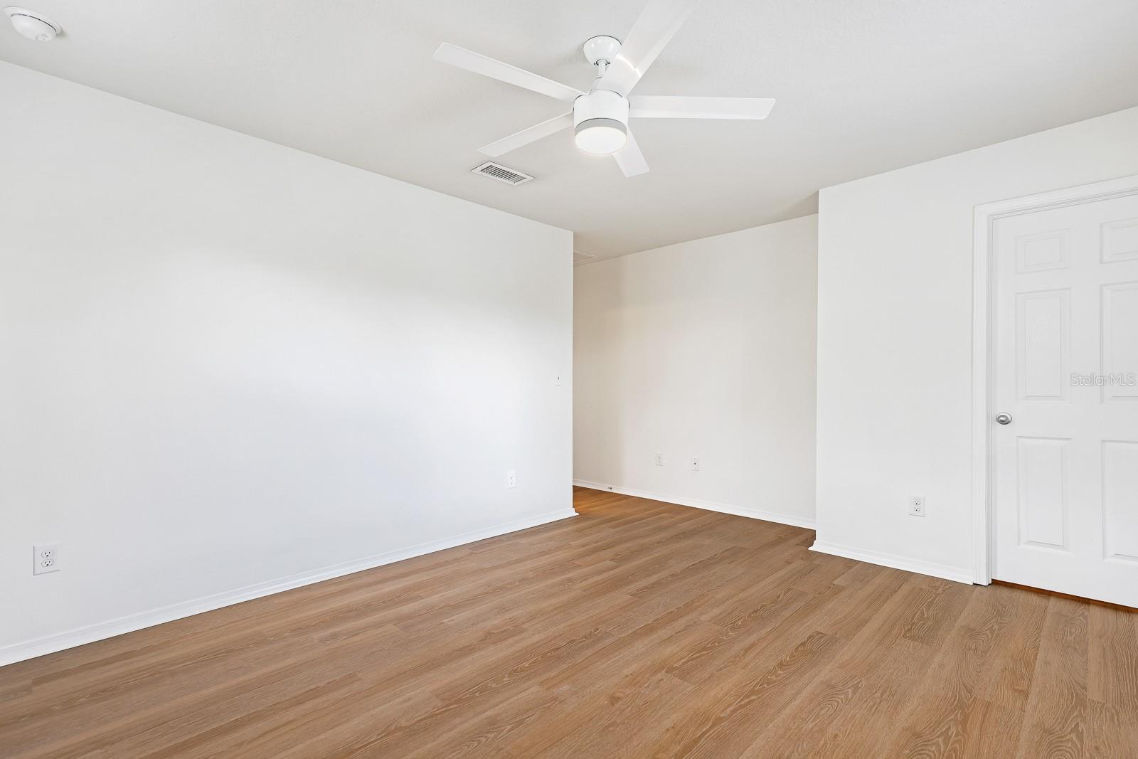 Building Photo - 4638 Chatterton Way