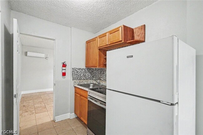 Building Photo - 2214 Quality Life Ctr Wy