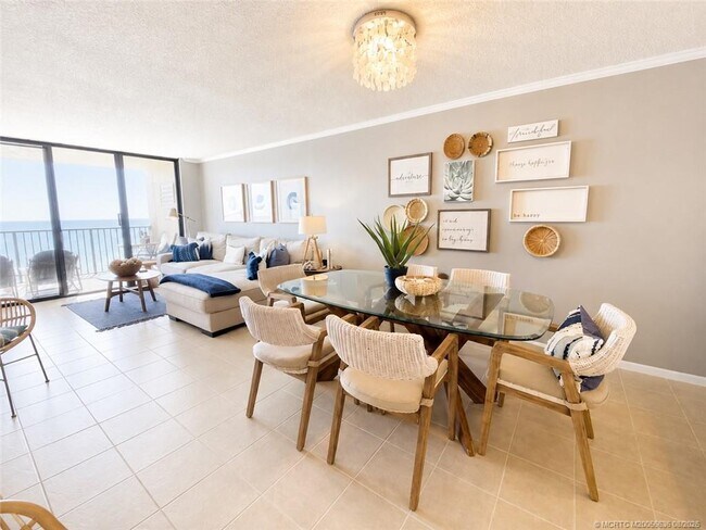 Building Photo - 7380 S Ocean Dr
