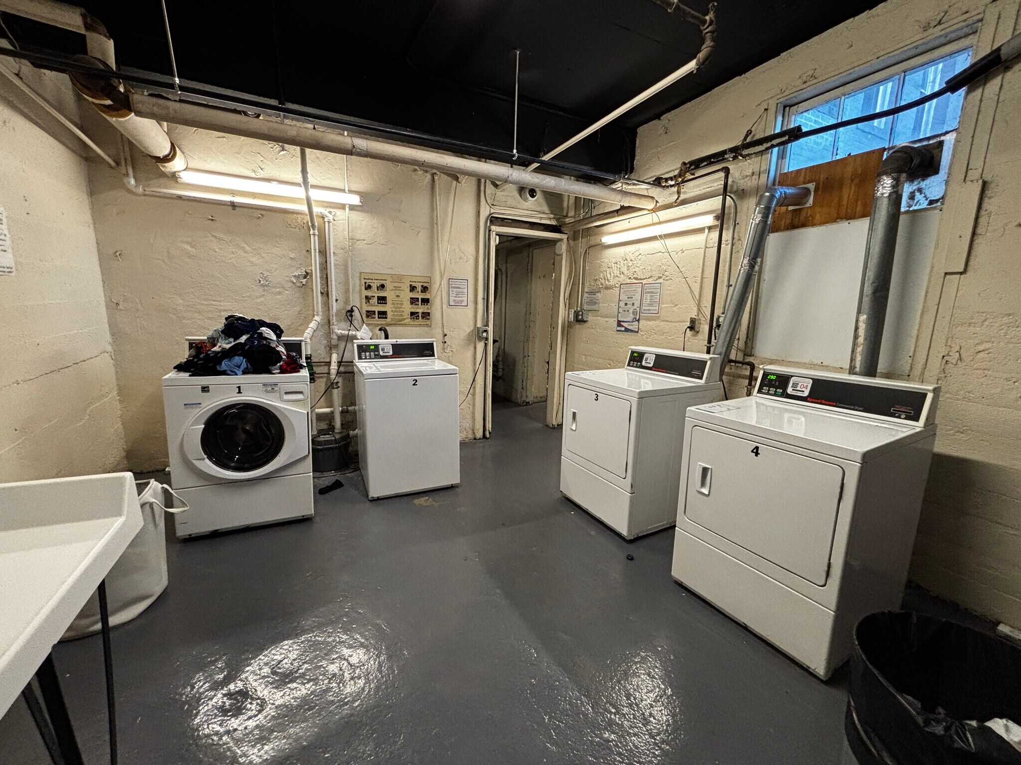 Building Photo - 1630 Commonwealth Ave