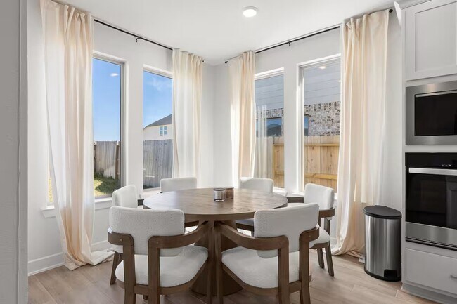 Building Photo - 3157 Stingray Cv Dr