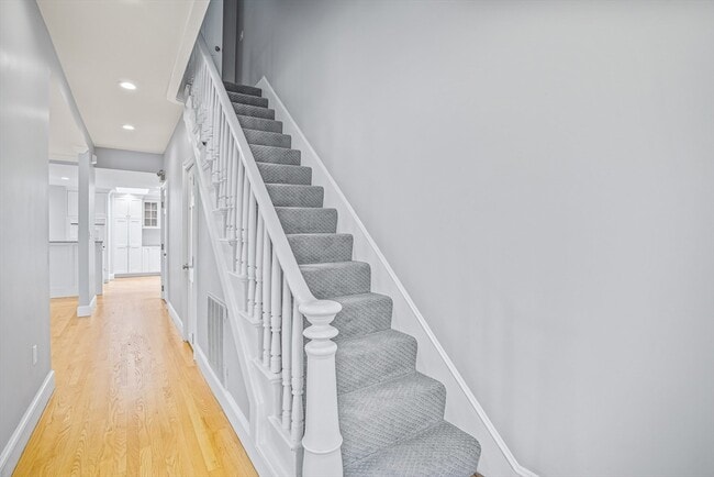 Building Photo - 11 Elmwood Ave