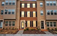 Building Photo - 3722 McLean Ave