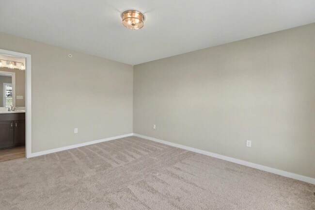 Building Photo - 7213 White Oak Blvd