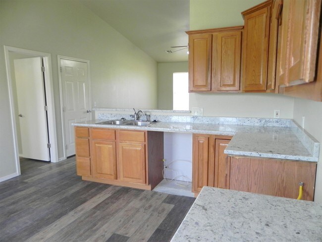 Building Photo - 1011 W 23rd St