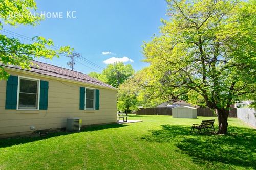 Building Photo - 7538 Santa Fe Dr