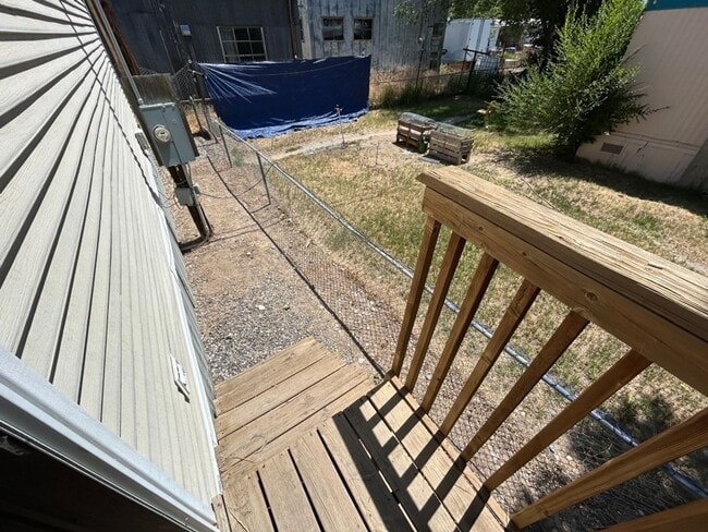 Building Photo - 3 Bedroom 2 Bath High-End Mobile Home with...