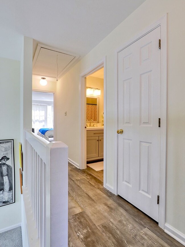 Building Photo - Year-round rental - 4 br 2.5 ba Twin Home in Seabright Village – East of Route 1