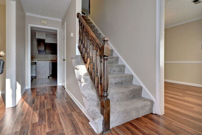 Building Photo - Spacious single family home in Westview Lakes.