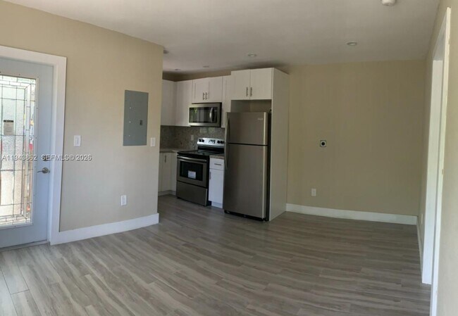 Building Photo - 55 NE 59th St