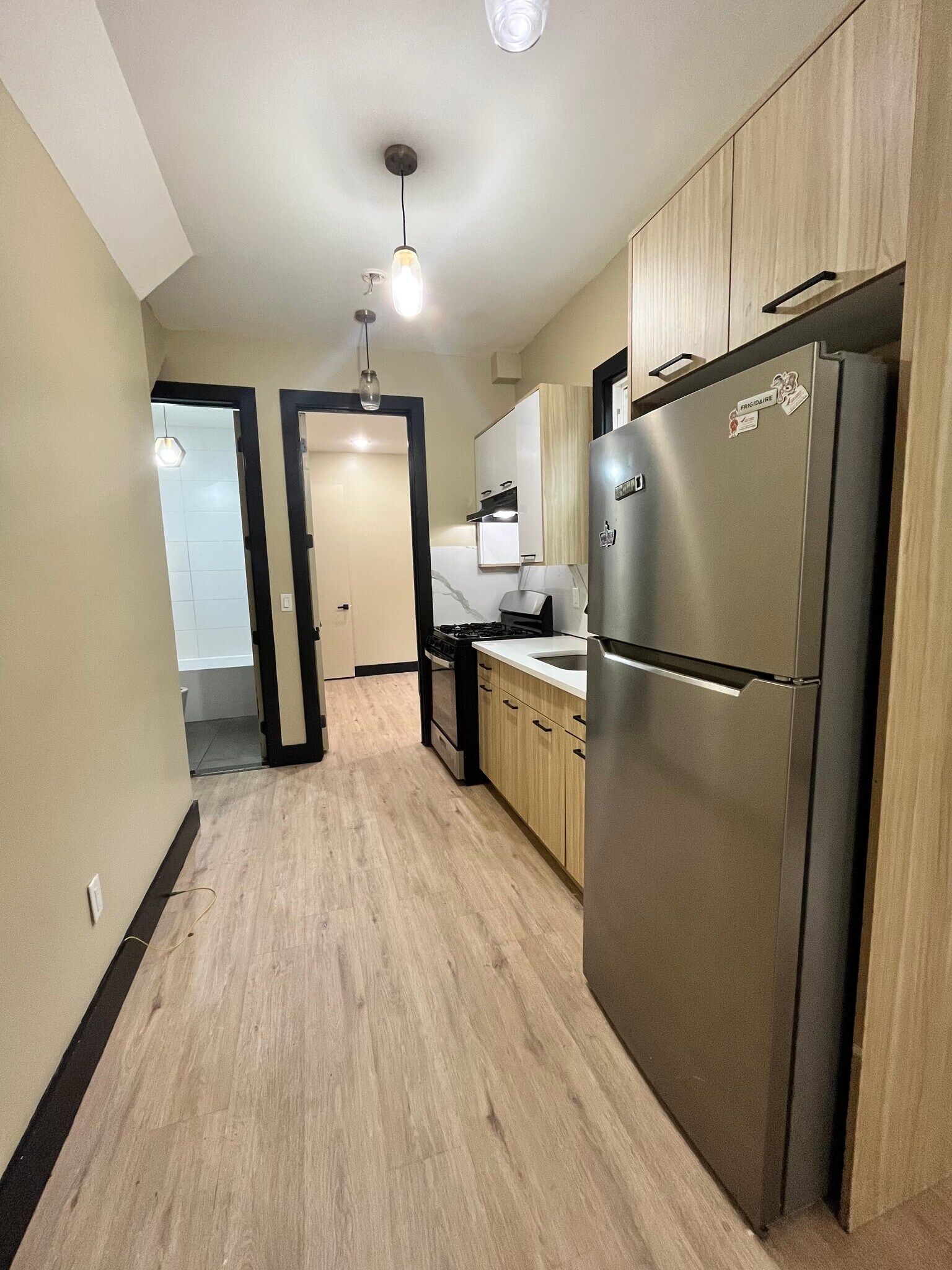 Unit 2 - 948 W Side Ave