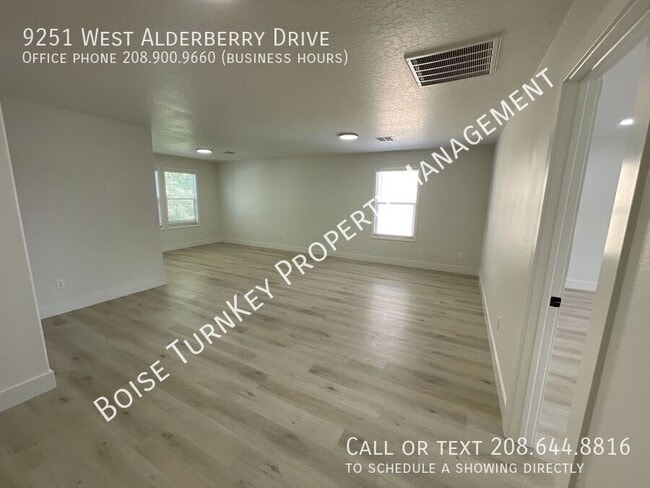 Building Photo - 9251 W Alderberry Dr