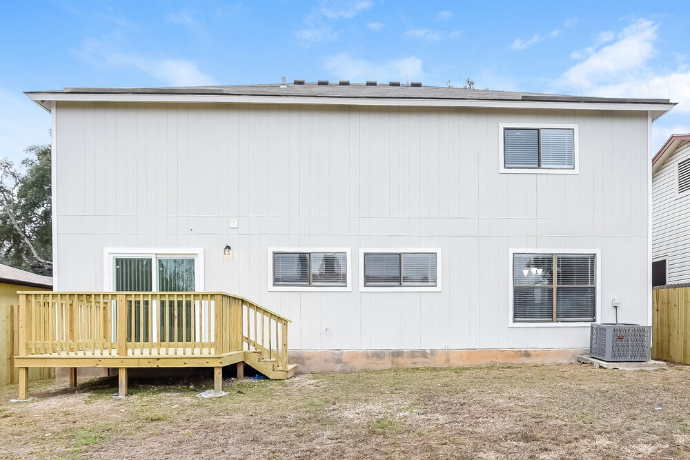 Building Photo - 12838 Hunting Bear