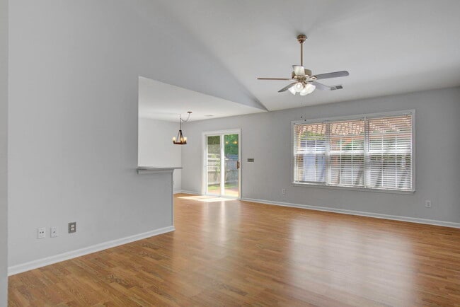 Building Photo - 5328 Tidewater Dr