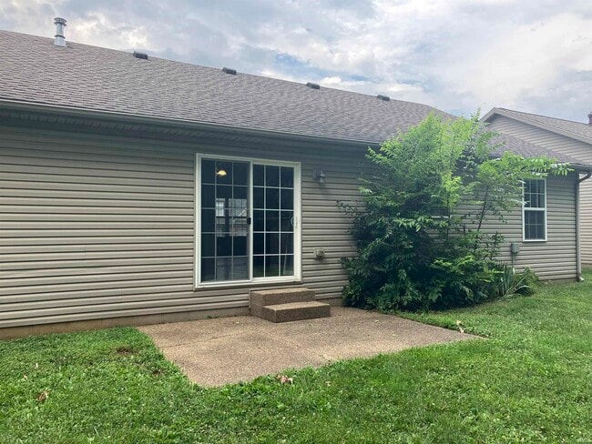 Building Photo - 10655 Tecumseh Dr