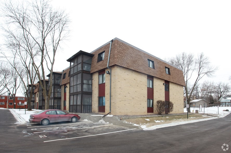 Building Photo - Northwood Apartments