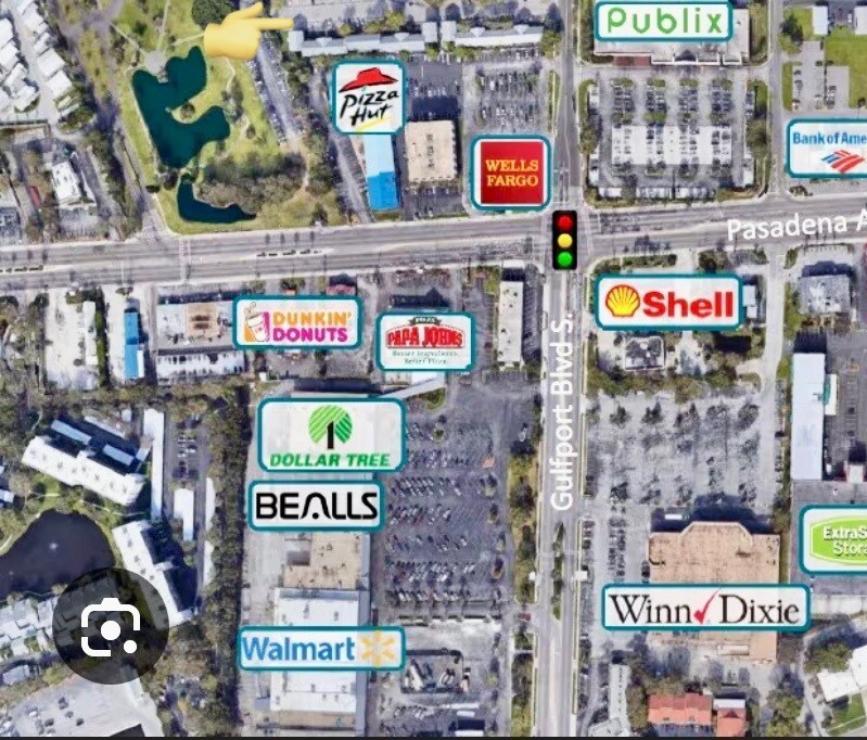 Building Photo - 6965 Avenue des Palais