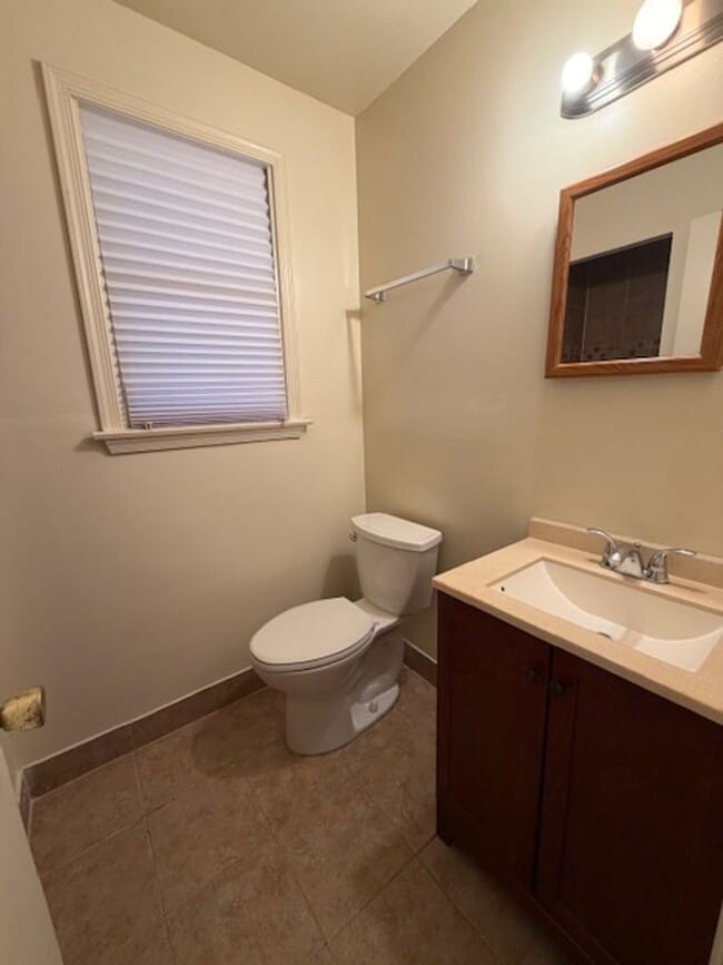 Building Photo - SINGLE FAMILY HOME IN WASHINGTON GROVE