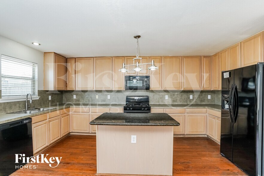 Building Photo - 20539 Cypress Gully Dr
