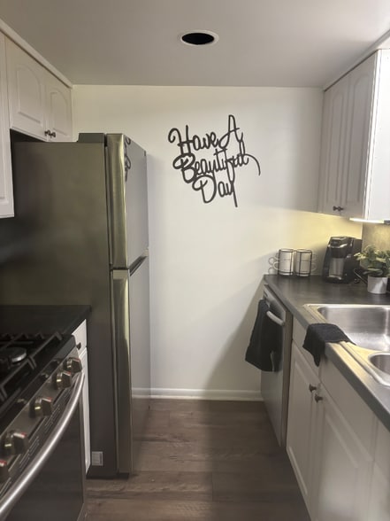 Building Photo - 9663 Harbour Cove Ct