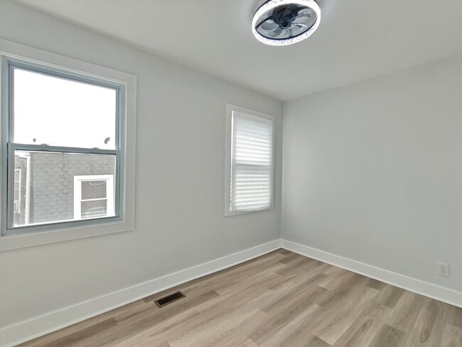 Building Photo - 5245 Pentridge St