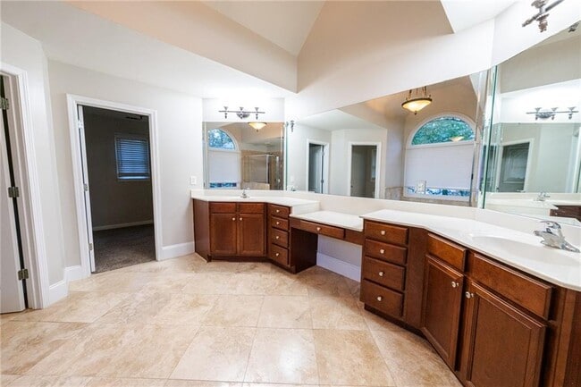 Building Photo - 1949 Point River Dr