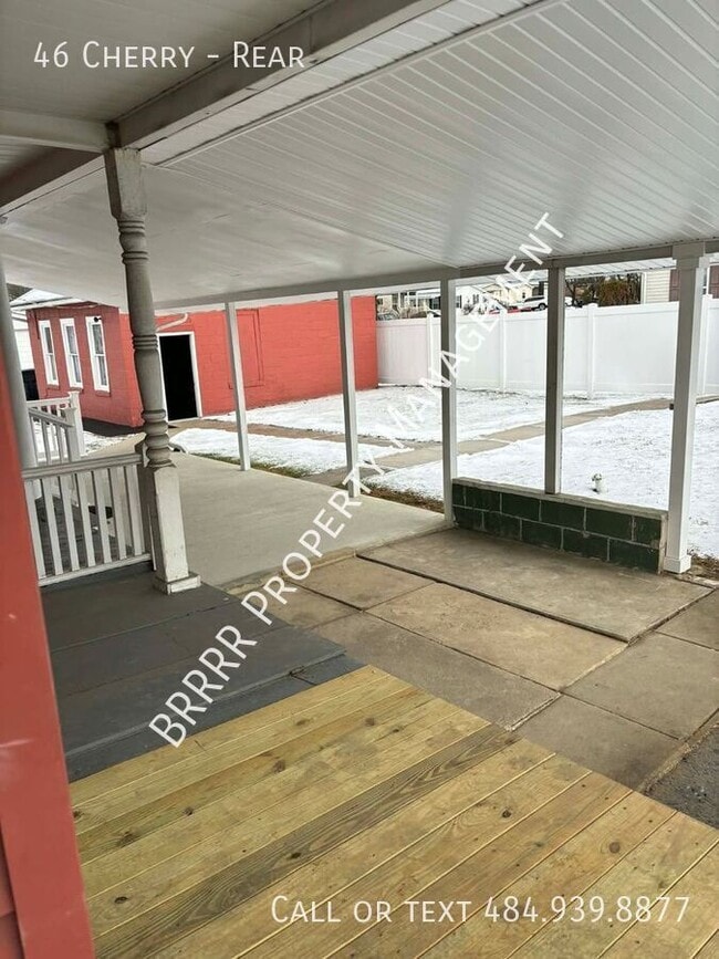 Building Photo - 46 Cherry-Rear