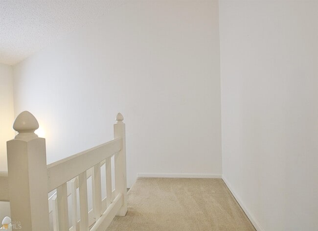 Building Photo - 72 Cobblestone Creek