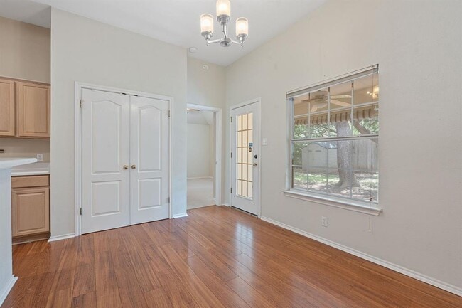 Building Photo - 1431 Spiderlily View