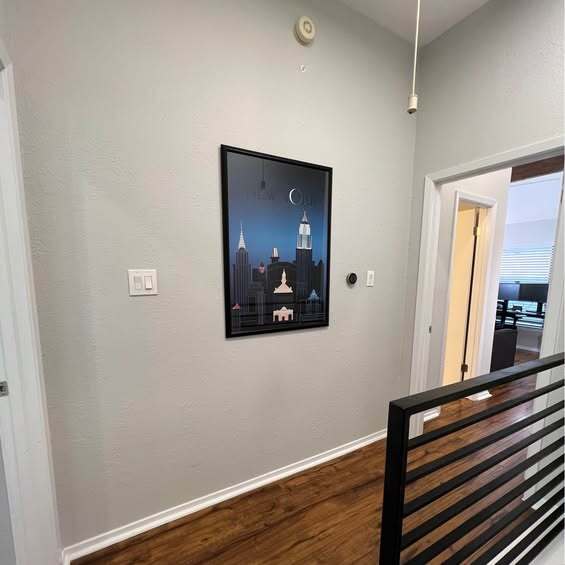 Building Photo - 3801 Menchaca Rd