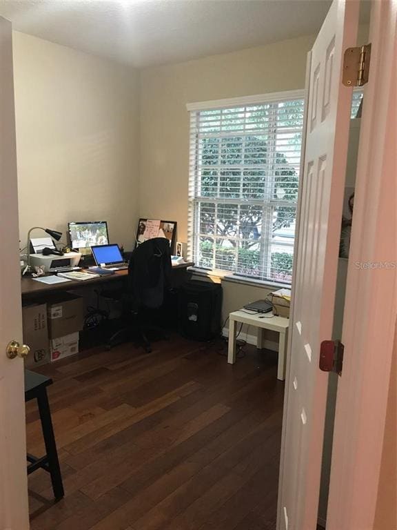 Building Photo - 9985 Cypress Vine Dr