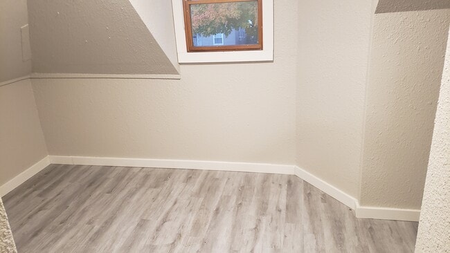 Building Photo - 3407 S 12th St