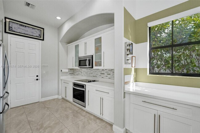 Building Photo - 2740 NW 83rd Terrace