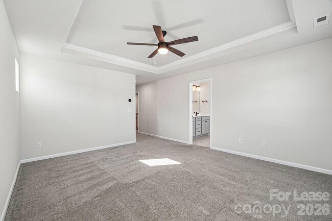 Building Photo - 15618 Little Bluestem St