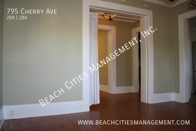Building Photo - 795 Cherry Ave