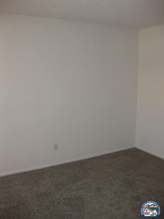 Building Photo - 1100 Rodeo Dr
