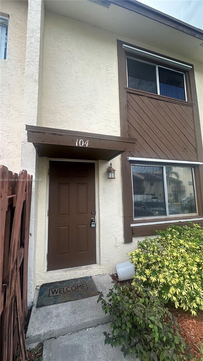 Primary Photo - 6609 Winfield Blvd