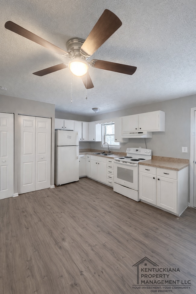 Building Photo - 3BR/1BA Brick Ranch for Rent in J-town!