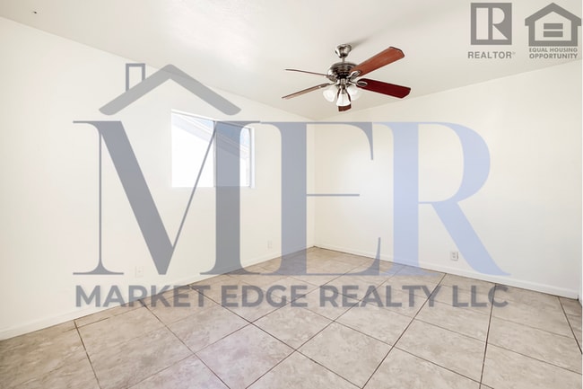 Building Photo - 3Bed/2Bath House at 24th St/McDowell! NO CREDIT, NO BACKGROUND, NO RENTAL HISTORY CHECK!