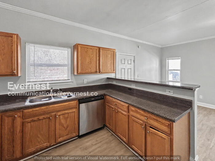 Building Photo - 936 Hall St NW