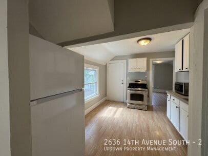 Building Photo - 2636 14th Ave S