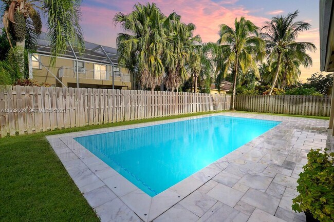 Building Photo - 4308 Diamond Terrace