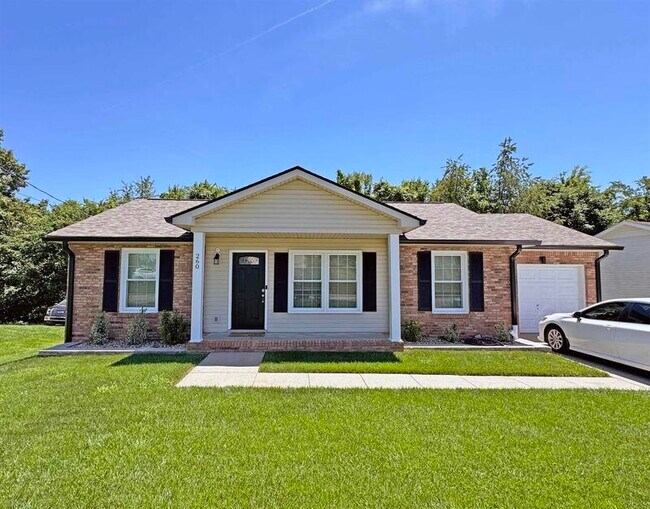 Primary Photo - 260 Windmeade Cir