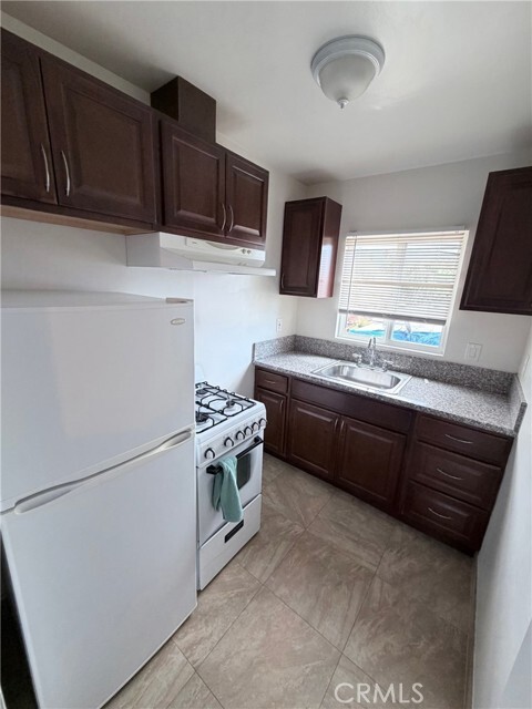 Building Photo - 1248 Wesley Ave