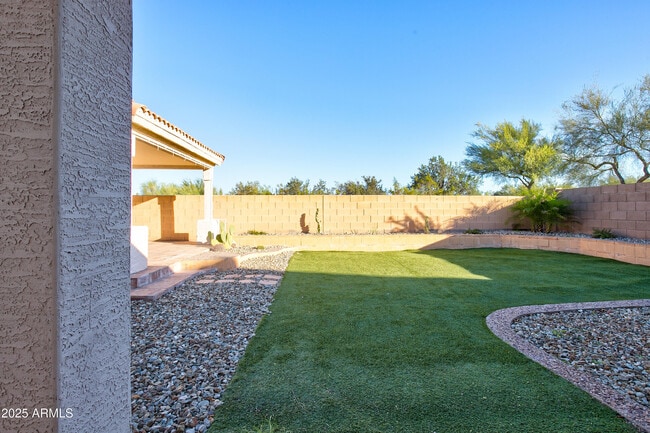 Building Photo - 4402 E Creosote Dr