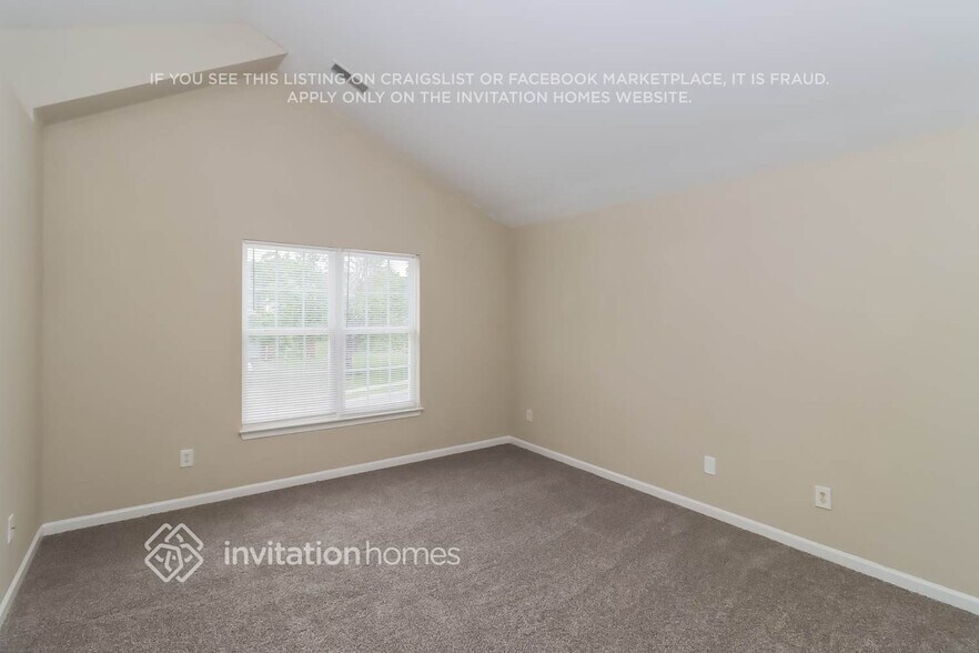 Building Photo - 8410 Wallace Glen Dr