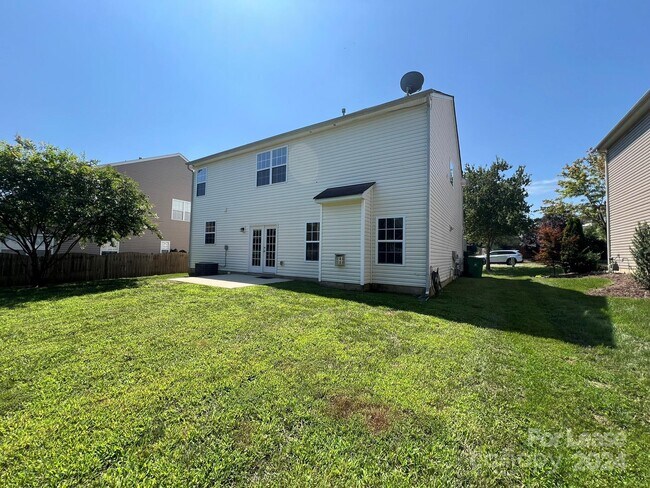 Building Photo - 10311 Dominion Village Dr