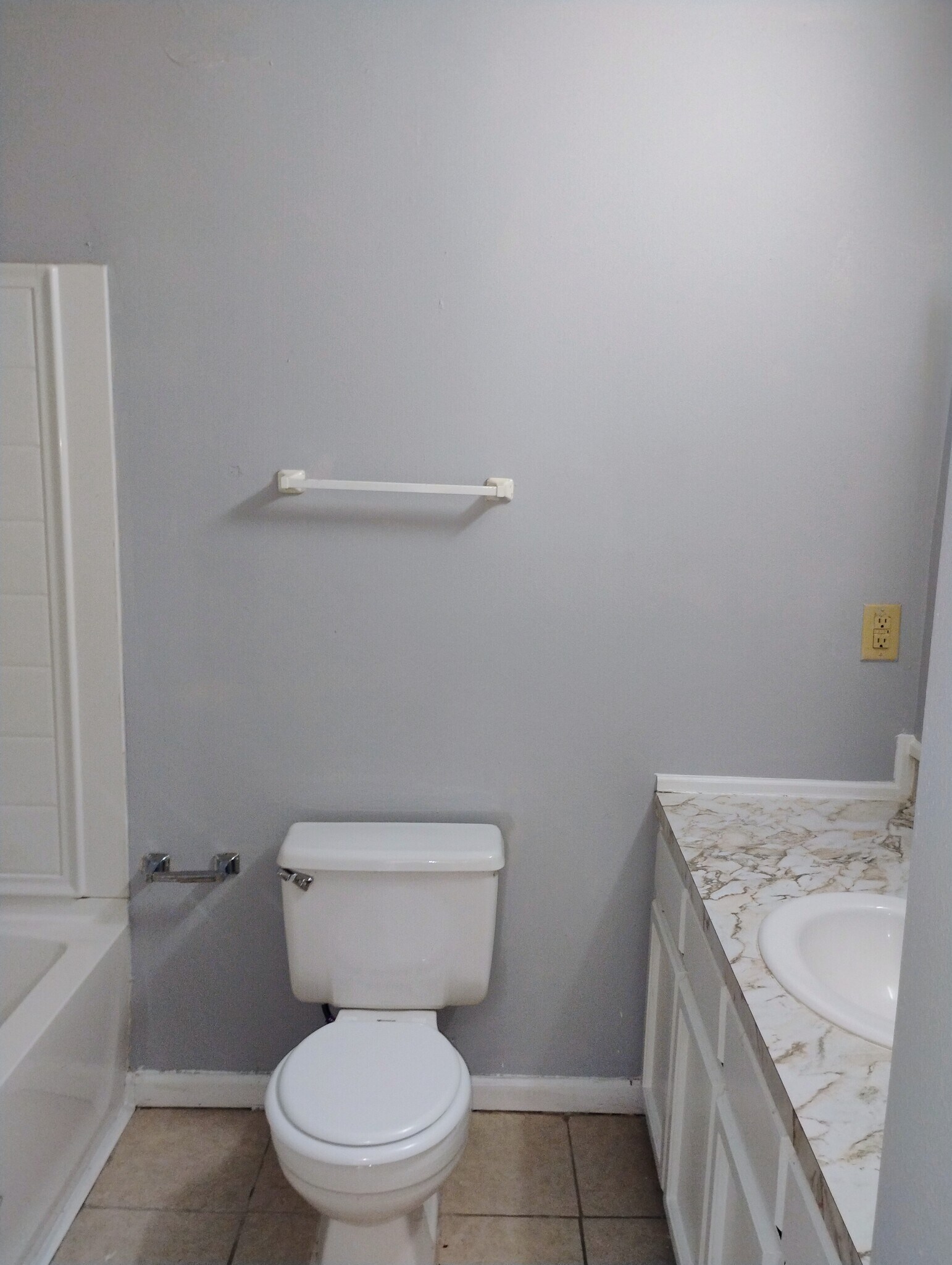 Building Photo - 1754 Cedar Lake Dr