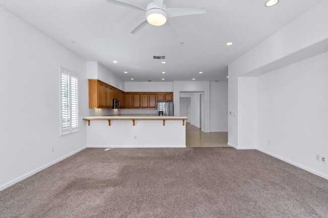 Building Photo - Spacious 3-Bed, 2-Bath Single Level Home