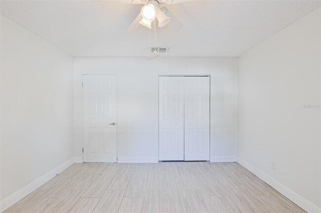 Building Photo - 350 N Phelps Ave